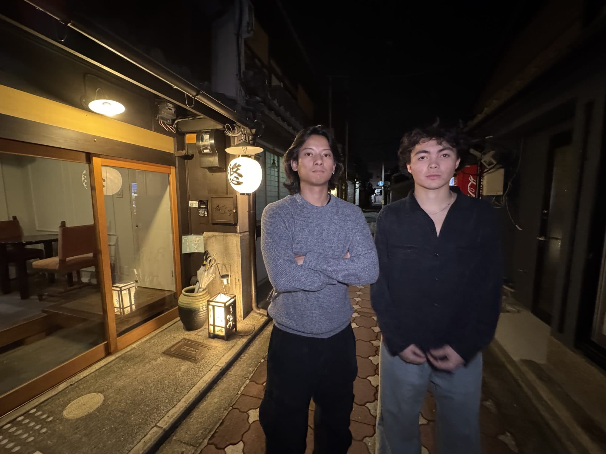 A night shoot in the old streets of Japan